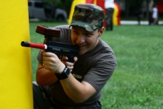  Juego de láser al aire libre en Normandía 